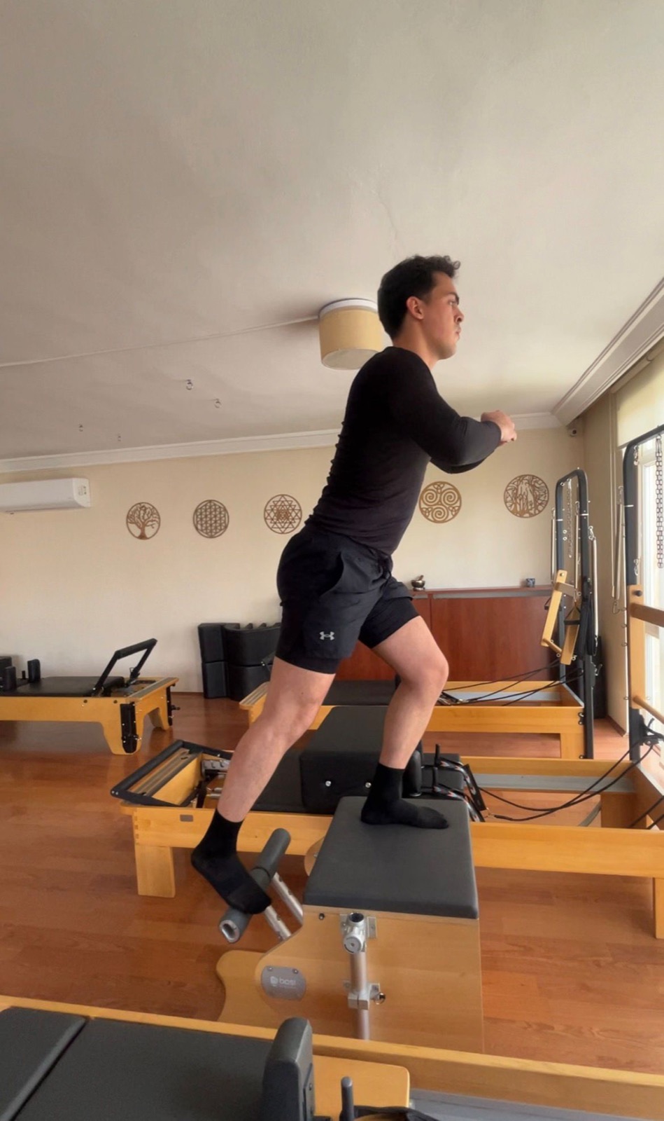 Birebir bir Pilates dersinden bir kare